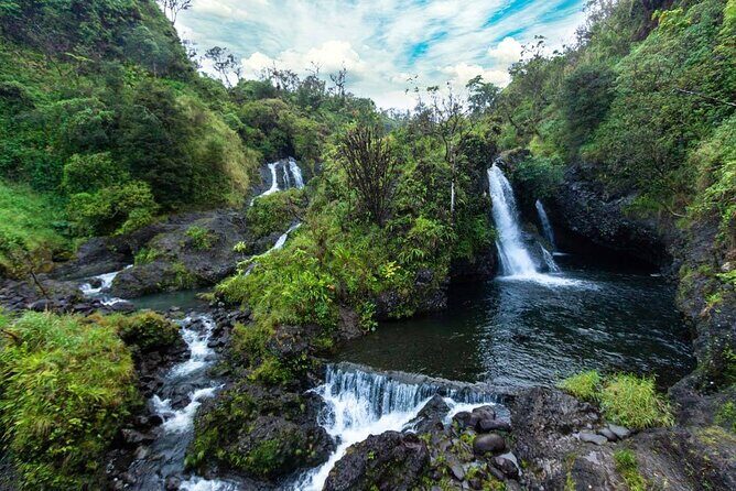 Full Day Small Group Tour of Maui Waterfall, Beach and Hana - Authentic Experiences & Practical Tips