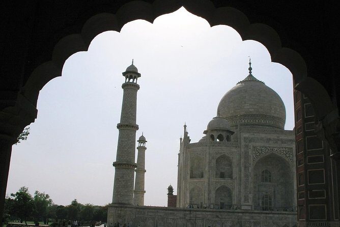 Full Day Taj Mahal & Agra Tour from Delhi by Express Train - Logistics and Practical Tips