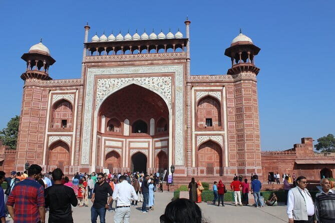 Full-Day Taj Mahal Agra Tour from Goa with Return Flight - The Itinerary in Detail: What You Can Expect