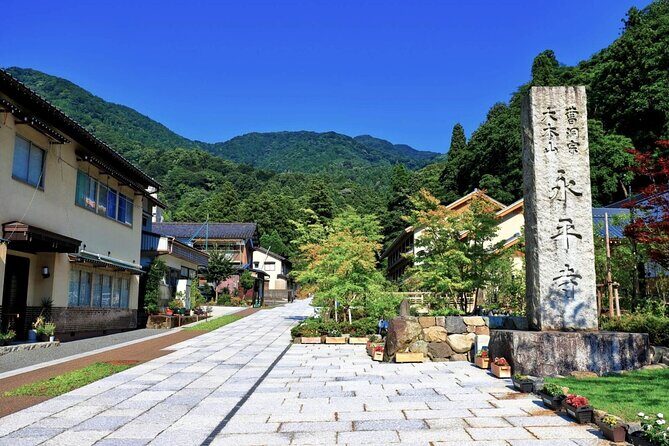 Full Day Tour Eiheiji Buddhist Temple and Fukui City Castle Town - Exploring Fukui: A Deep Dive