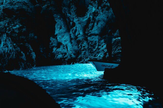 Full-Day Tour in Blue Cave and 5 Islands - All included - Who Will Love This Experience?