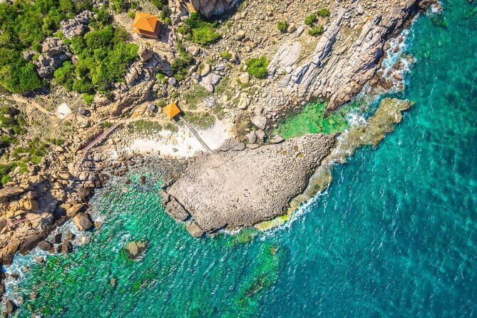 Full Day Tour in Rai Cave to Vinh Hy to Vineyard and Sheeps Farm - Visiting Vinh Hy Bay: The Coastal Jewel