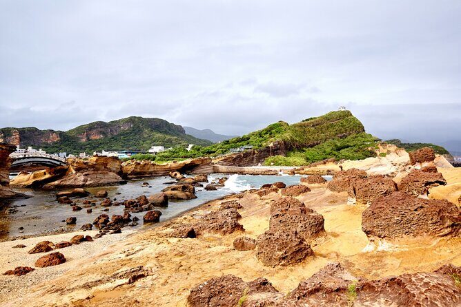 Full-Day Tour in Shifen, Jiufen & Yehliu of Taipei (Incl. ticket) - Key Points