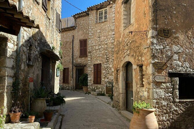 Full day tour Medieval Villages Grasse Gourdon Tourettes St Paul - Starting off in Grasse: The Perfume Capital