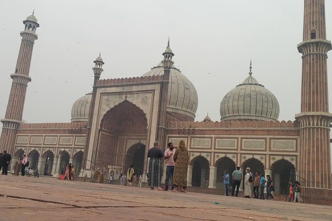 Full Day Tour of Delhi With Guide & Entrances - The Sum Up