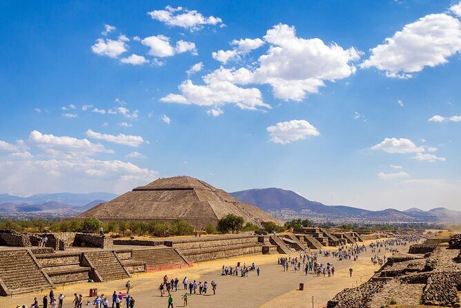 Full-Day Tour of Teotihuacan and Basilica of Guadalupe in Mexico - The Itinerary in Detail