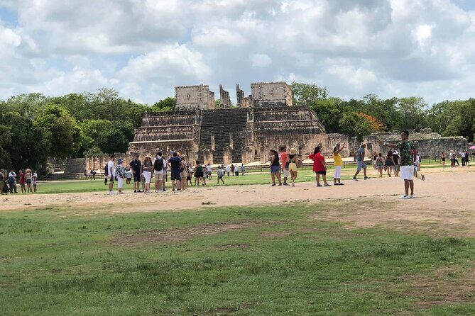 Full-Day Tour to Chichen Itza and Sacred Cenote from Cancún - Practical Tips for Travelers