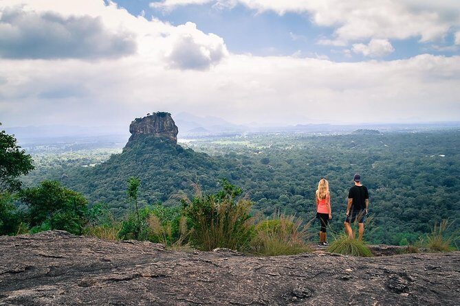 Full Day Tour to Dambulla Cave Temple & Sigiriya Rock Fortress From Anuradhapura - Who Will Love This Tour?