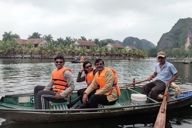 Full-Day Tour to Hoa Lu and Tam Coc from Hanoi with Lunch - Tam Coc: Land of Scenic Waterways and Limestone Mountains
