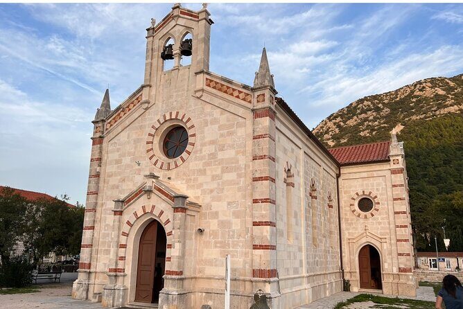 Full Day Tour to Split - The Journey Begins: Easy Pickup and Comfortable Transport