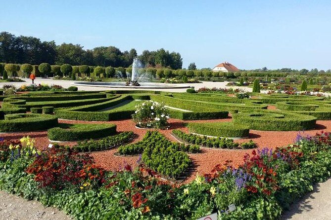 Full-Day Tour to the Hill of Crosses and Rundale Palace in Latvia from Vilnius - What the Tour Includes and What to Keep in Mind