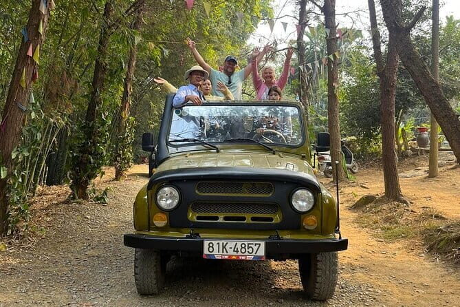 Full-Day Trip to Duong Lam Ancient Village With Jeep & Daily Life - An In-Depth Look at the Full-Day Adventure