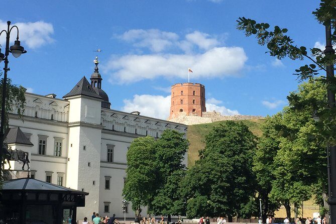 Full-Day Vilnius City Tour and Trakai Castle from Vilnius - A Closer Look at the Tour Experience