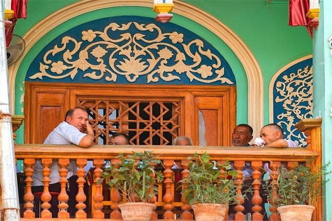 Full-inclusive Kashgar Private Day Tour with Sunday Market - Exploring Kashgar: A Deep Dive into the Tour Experience