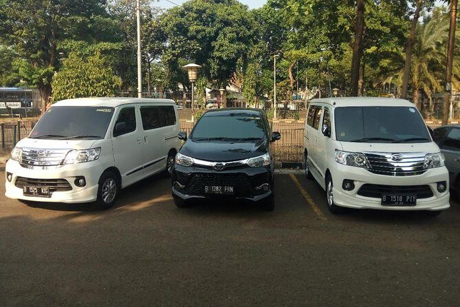 Fullday 10 hours rent a car in Jakarta city with toll & parking - FAQ