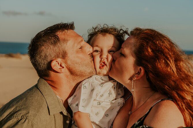 Fun and spontaneous family photoshoot - Corralejo Fuerteventura - Review insights from past clients