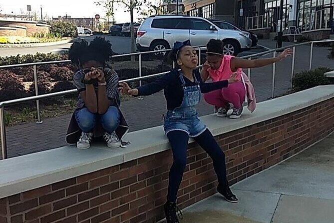 Fun City Scavenger Hunt in Asheville by Zombie Scavengers - Detailing the Itinerary and Experience