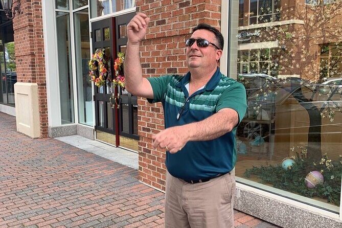 Fun City Scavenger Hunt in Baton Rouge by Crazy Dash - Key Points