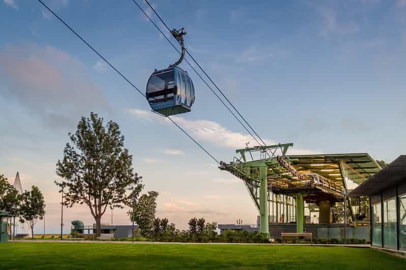 Funchal: 2-Hour Tuk-Tuk Tour with Cable Car Finale - Key Points