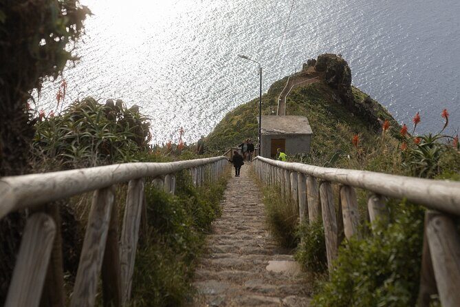 Funchal highlights 5h Private Tour in Madeira - Câmara de Lobos: A Historic Fishing Village