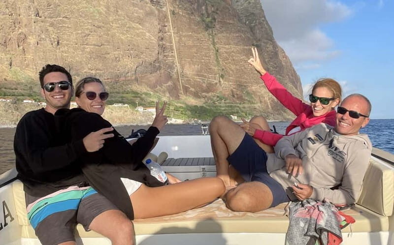 Funchal: Private Boat Tour w/Snorkel & Paddle up 11 people - Whats Included & What to Bring