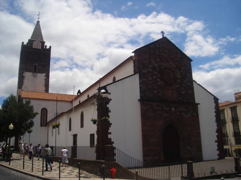 Funchal: Private Guided Walking Tour - Authentic Insights from Past Travelers