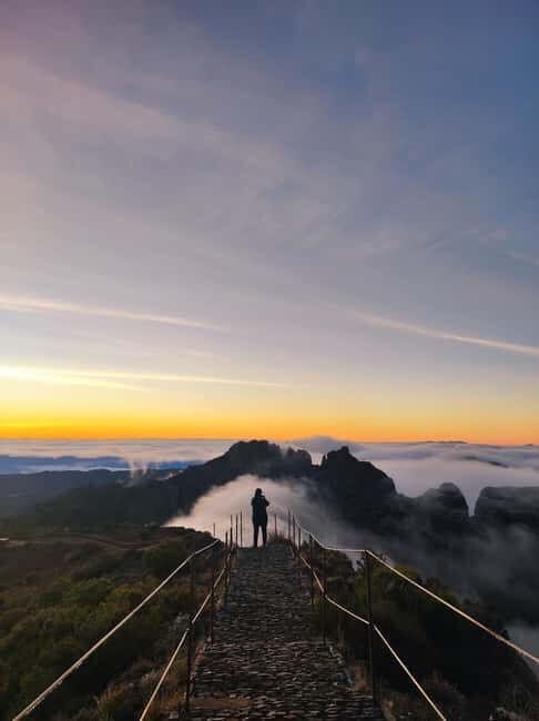 Funchal: Private Sunset Hike to Pico Ruivo with Hotel Pickup - Funchal: Private Sunset Hike to Pico Ruivo with Hotel Pickup