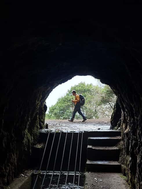 Funchal: Private Sunset Hike to Pico Ruivo with Hotel Pickup - Potential Considerations