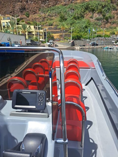 Funchal: Speedboat SEE THE ISLAND AND LIFE AT SEA - FAQ