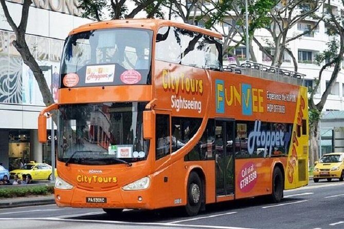 FunVee Sightseeing Hop On Hop Off Day Pass - Exploring Singapore with the FunVee Sightseeing Hop On Hop Off Day Pass