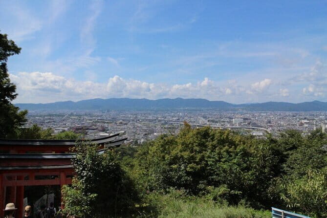Fushimi Inari Deep Shinto Shrine Tour while Hiking with Expert - A Closer Look at the Tour Experience