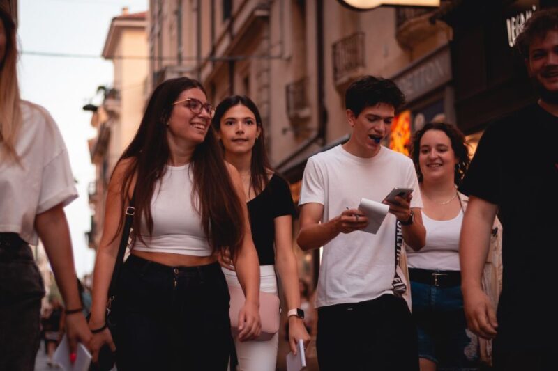 Fusion between treasure hunt and escape room in Bologna - Who Will Enjoy This