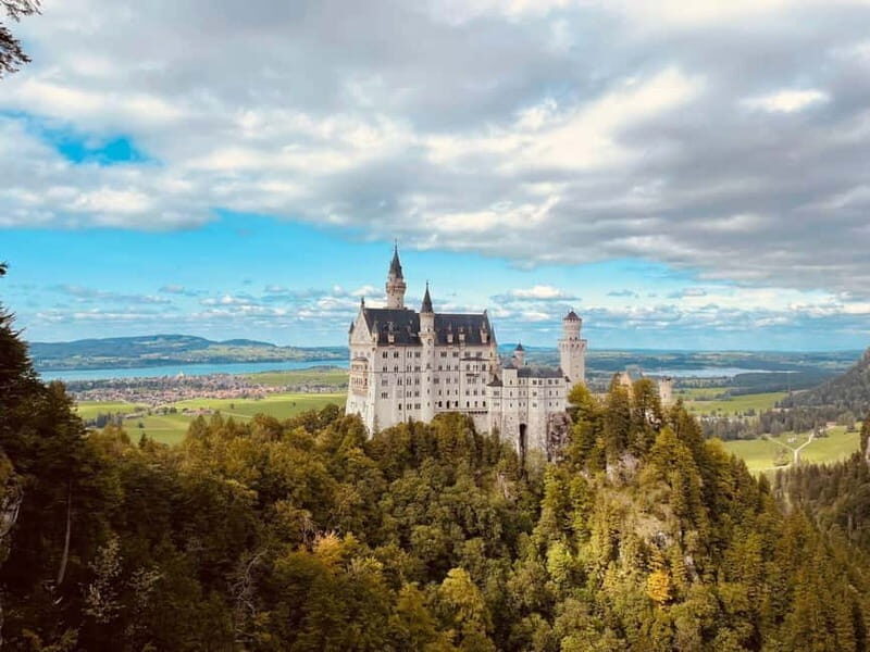 Füssen: Bike Rental to Neuschwanstein Castle - Key Points