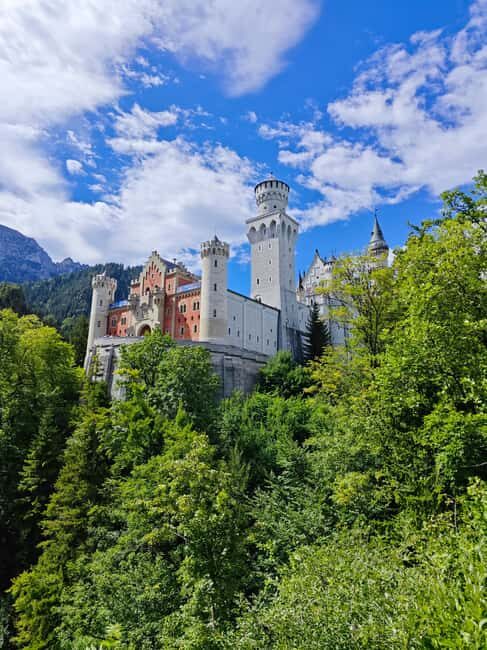 Füssen to Neuschwanstein Castle - Guided Scenic Tour - Explore Neuschwanstein in a Whole New Way: A Guided Scenic Hike from Füssen