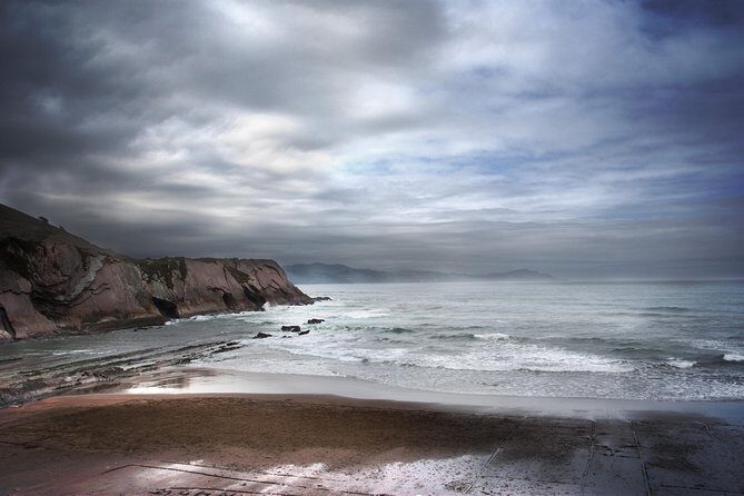 Game of Thrones Experience: Basque Country Coast Private Tour - Zumaia: A Geology & Film Location Combo