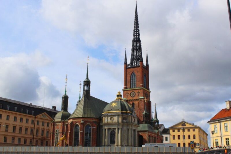 Gamla Stan: Essential Tour of Stockholm - Key Points