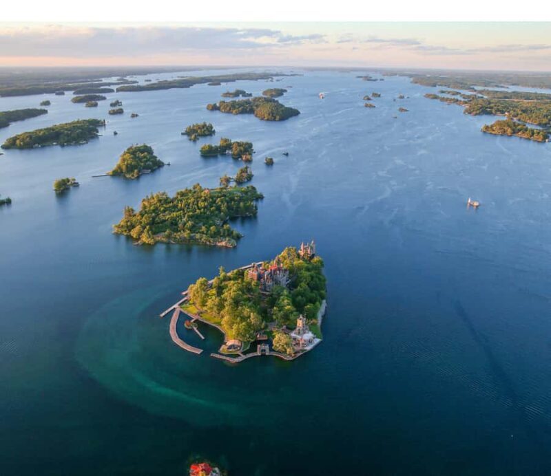 Gananoque: 1000 Islands Fireworks Cruise - Key Points