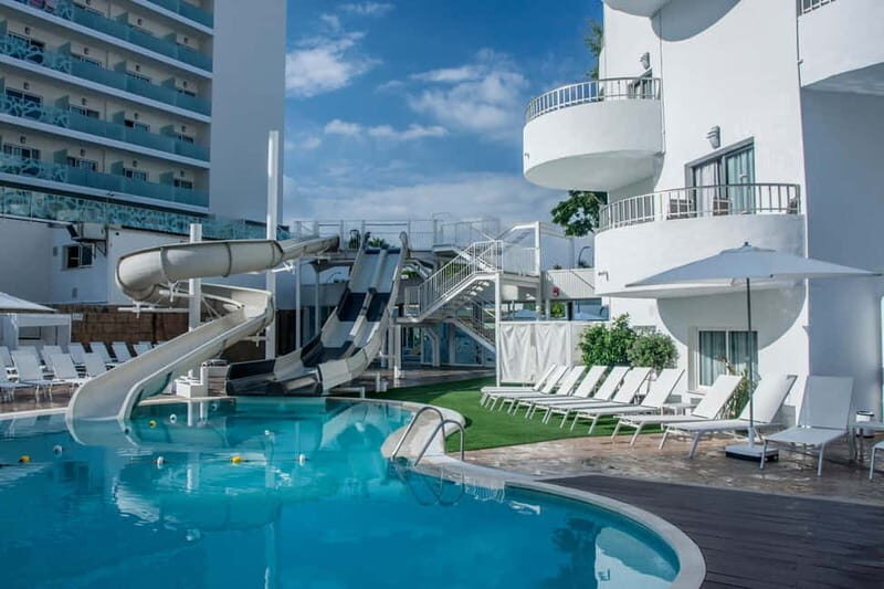 Gandía: Villa Luz Design & Art Hotel Day Pass - The Experience in Detail