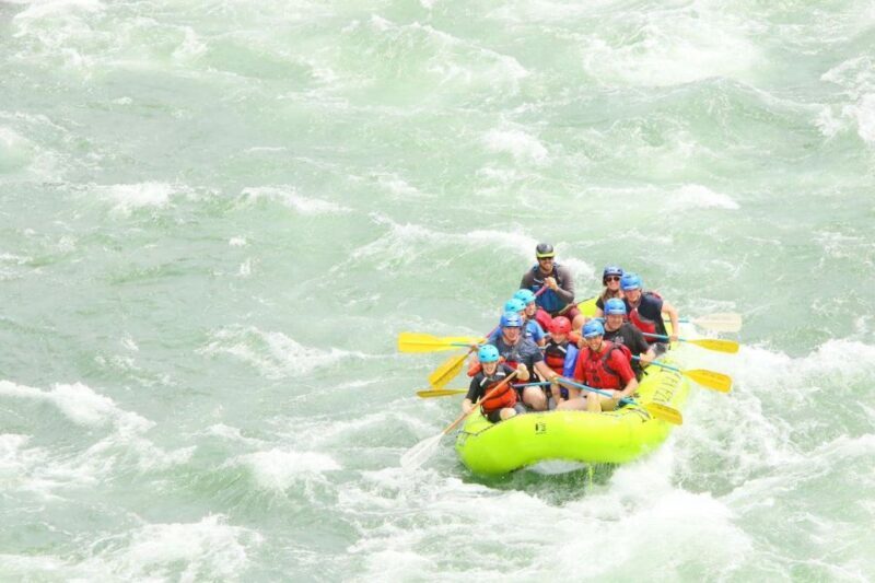 Gardiner: Full Day Raft Trip on the Yellowstone River+Lunch - An In-Depth Look at the Yellowstone River Rafting Experience