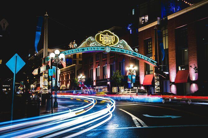 Gaslamp Bar Crawl - The Experience and Atmosphere