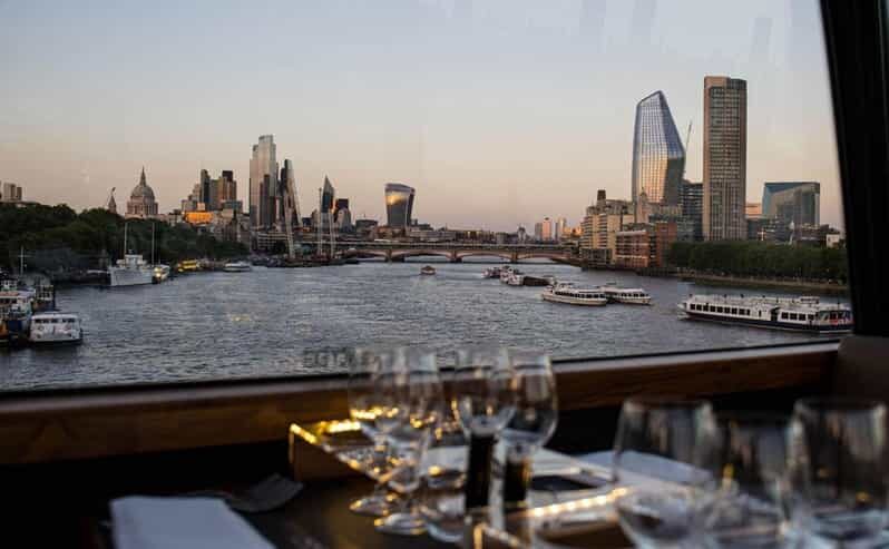 Gastronomic 6-course fine-dining dinner on Luxury London Bus - The Sum Up
