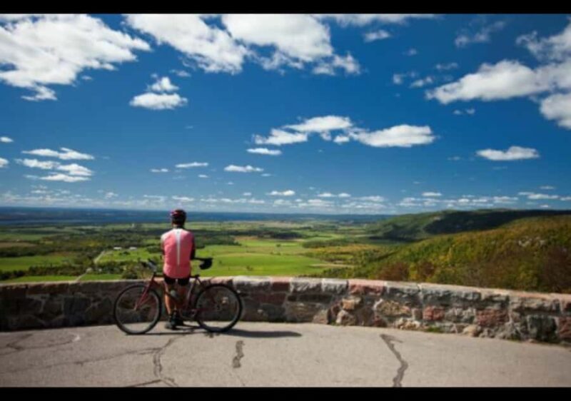 Gatineau Park Tour Exclusive with Pick Up and Drop Off - Key Points