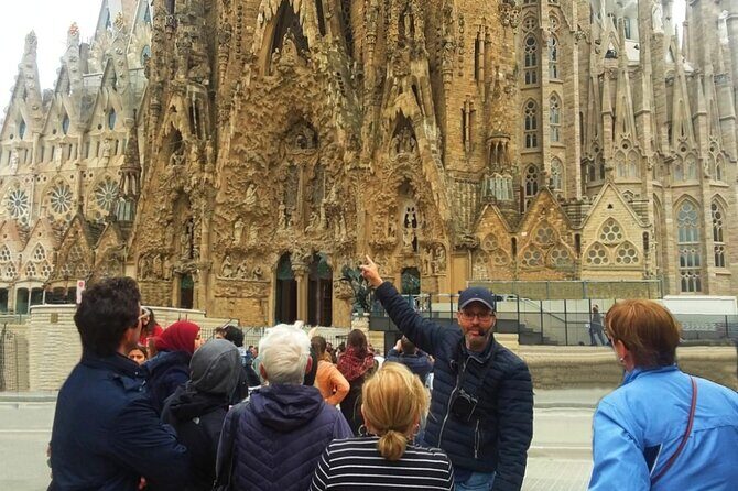 Gaudi's Modernist Legacy: Small Group Walking Tour - The Sum Up