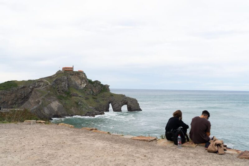 Gaztelugatxe and Gernika Tour From San Sebastian - FAQs