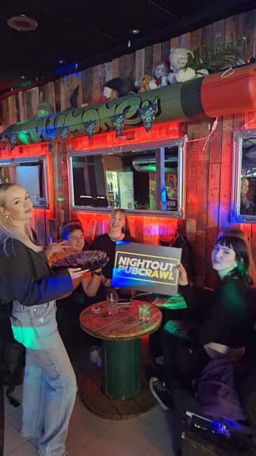 Gdansk 2025: Pub Crawl with Local Guide and Welcome Shots - Key Points