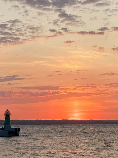 Gdansk: 8:30PM Evening Cruise With Live Music on Black Pearl - The Practical Details