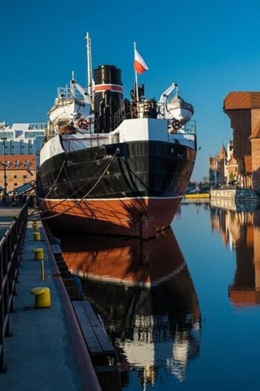 Gdansk : Must-See Attractions Walking Tour - Exploring Gdansk’s Main Attractions with a Personal Touch