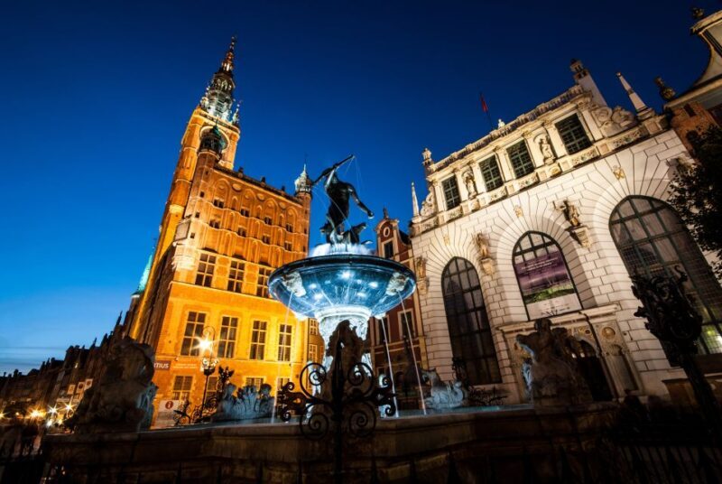 Gdansk: Small Group Walking Tour - Practicalities and Tips for Your Tour
