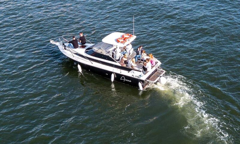 Gdask: 1-hour Private Boat Tour with Skipper - Analyzing the Value