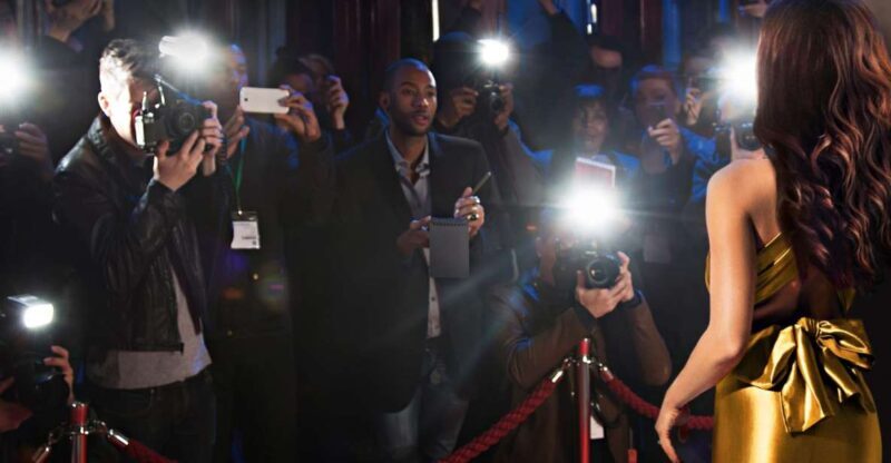 Geflüster auf dem roten Teppich Themen-Stadtführung - A Closer Look at the Experience